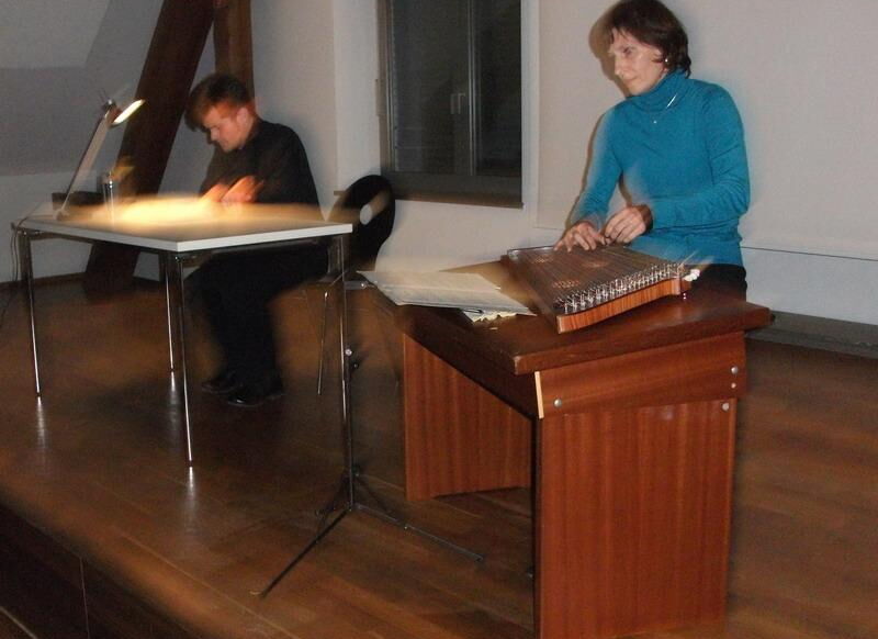 Peter Wenk u. Gertrud Wittkowsky (Zither): Heilige Nacht von Ludwig Thoma