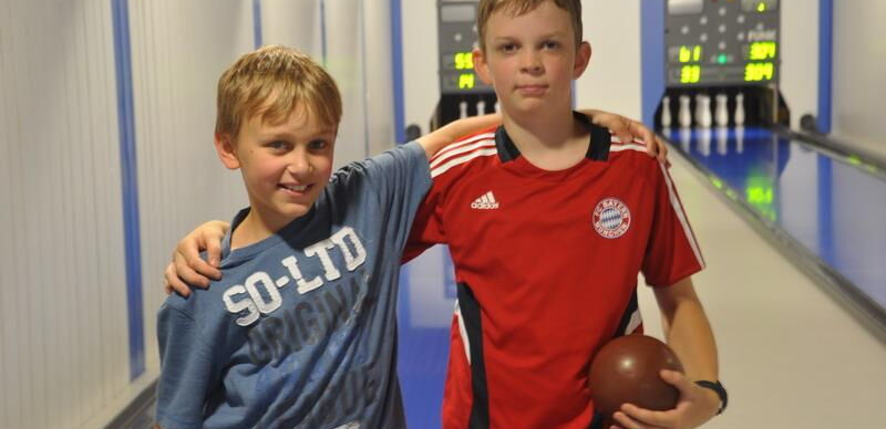 Stadt(ver)führung: Kegeln mit Champions-League-Sieger und Weltmeisterin