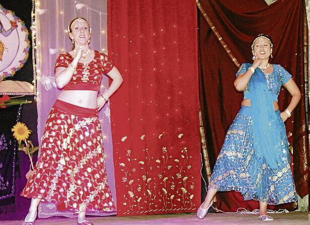 „Bollywood“ kehrte in den Schlosskeller ein