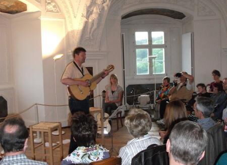 Nachbarn zu Besuch